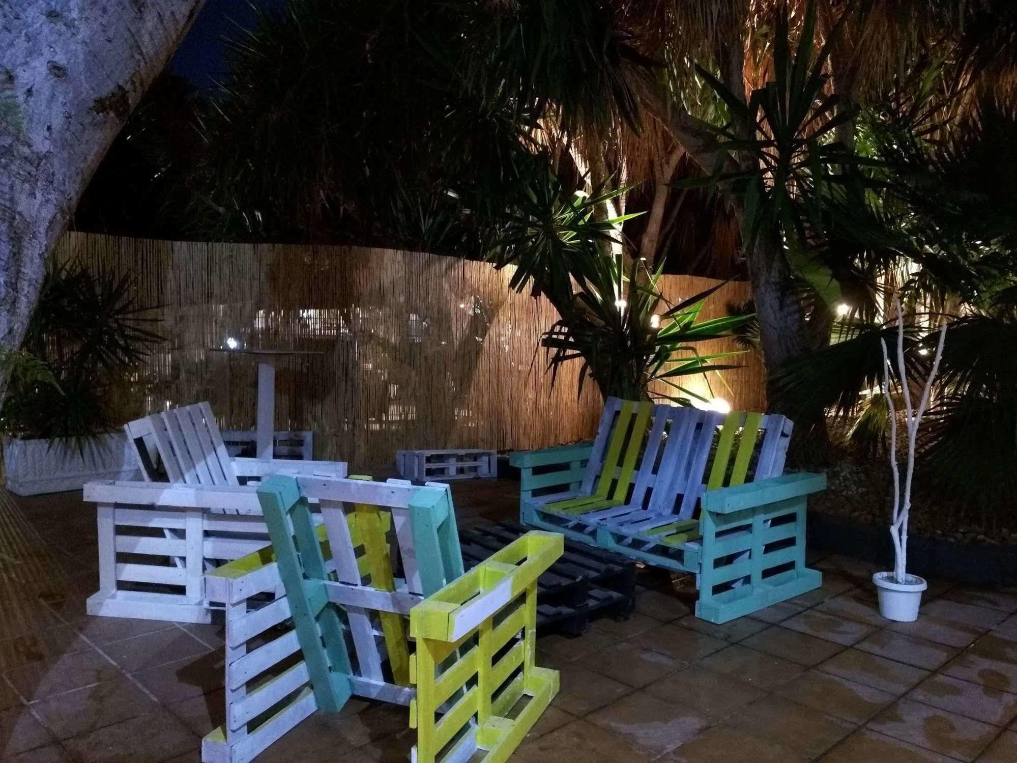 Nwt Paradise Urban Hostel 알리칸테 외부 사진